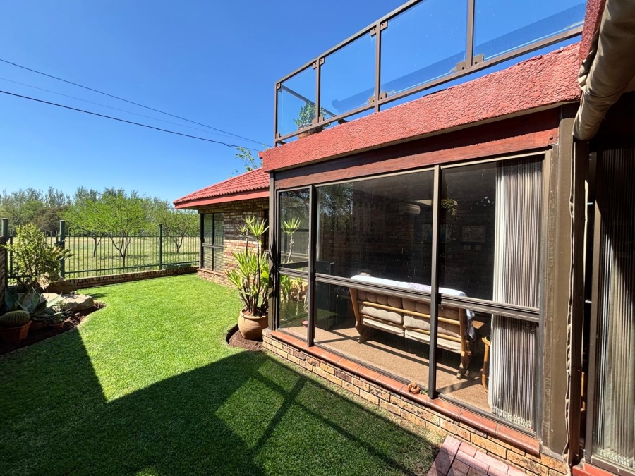 5 Bedroom Property for Sale in Heilige Akker North West